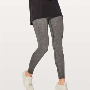 Lululemon Wunder Under Hi-Rise Tight Full-On Luxtreme 28"
Heathered Black Size 4